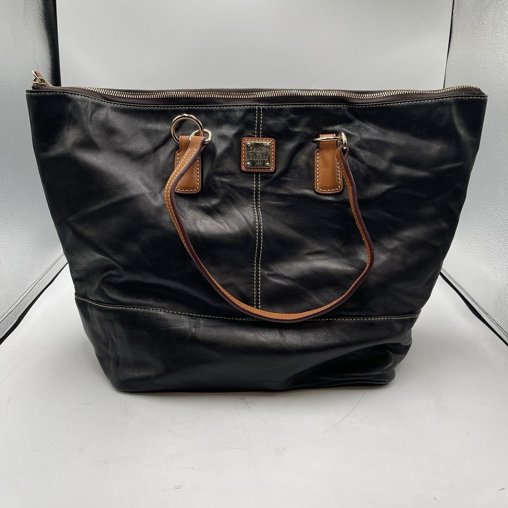 DOONEY & BOURKE SMOOTH LEATHER‎ BECKY TOTE, Black/tan trim, Red Lining